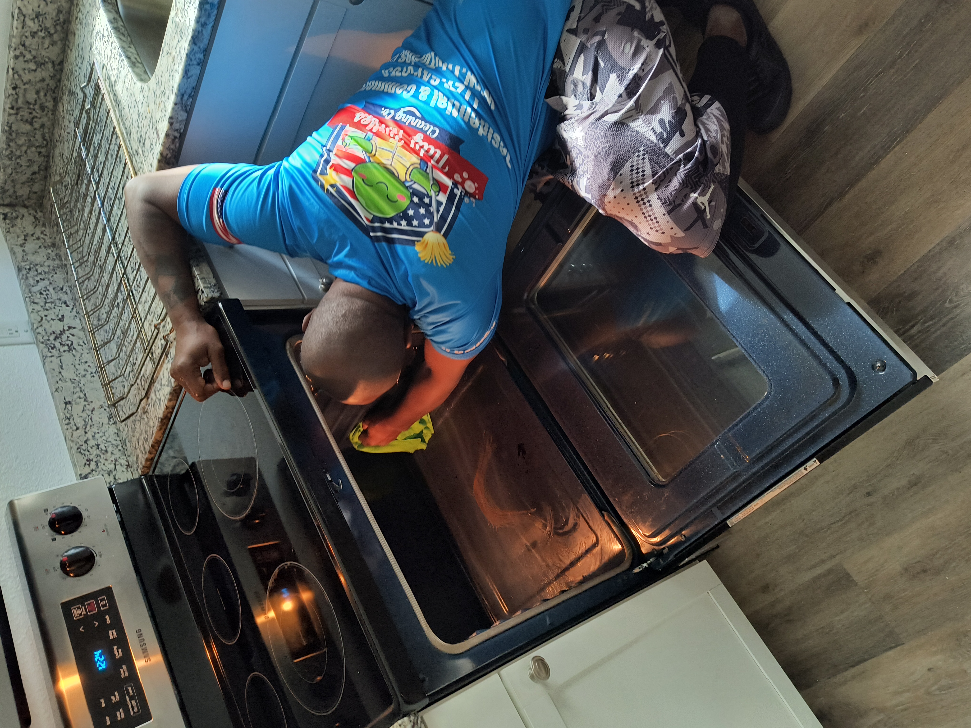 Professional deep cleaning service Tampa Bay